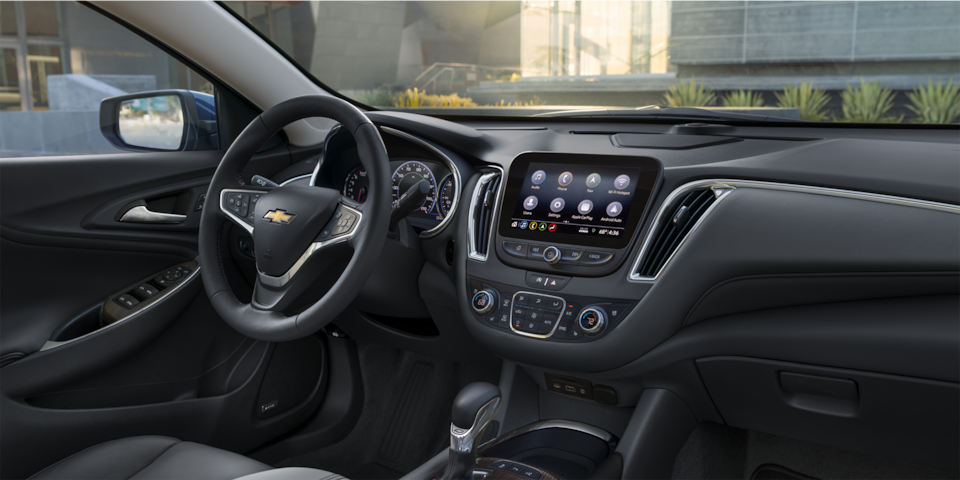 The interior infotainment system technology overview inside the 2024 Chevrolet Malibu.