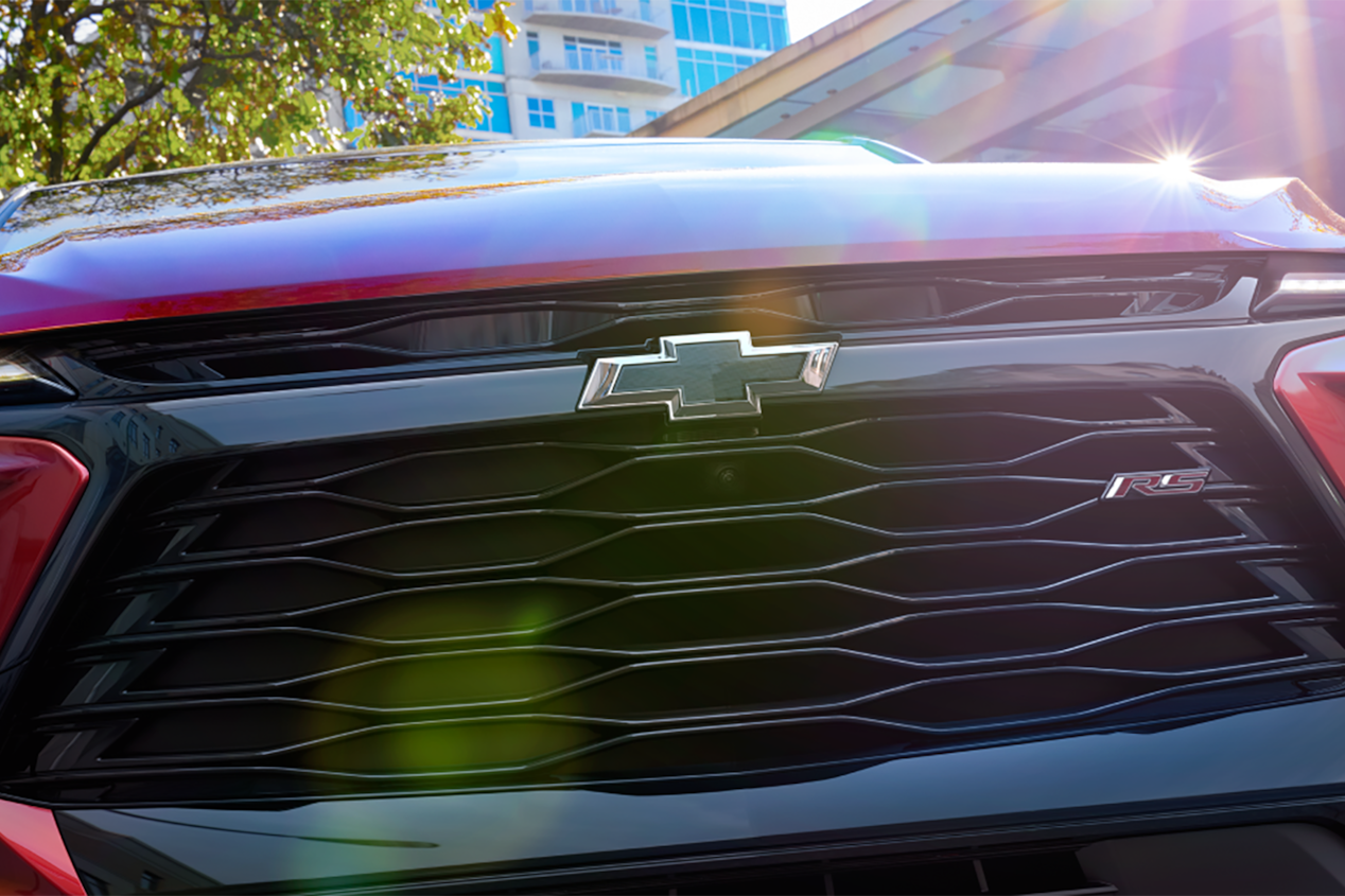 Closeup on the grille of a 2024 Chevrolet Blazer sporty mid-size SUV.