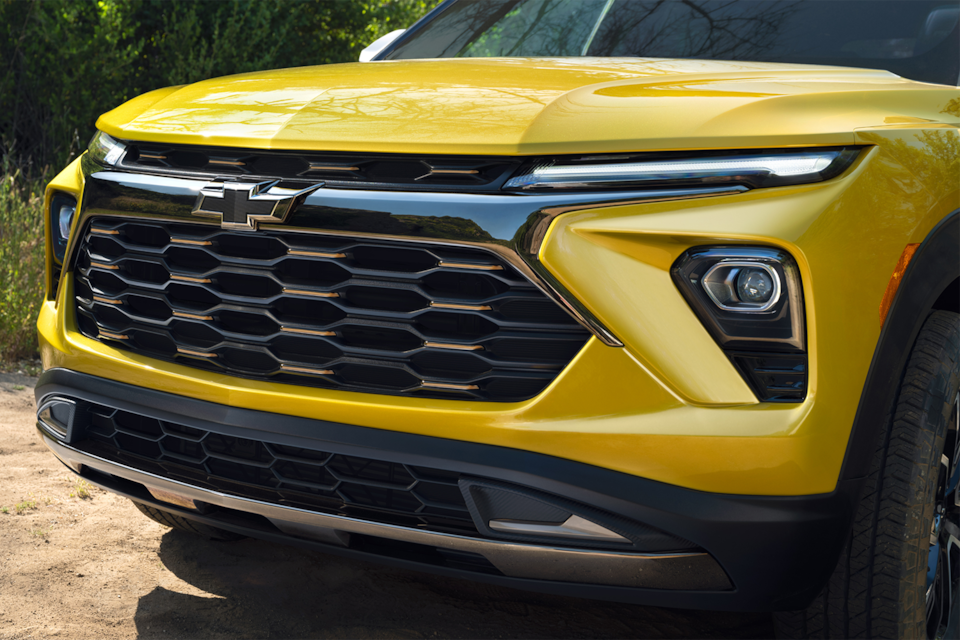 Grille close-up of the 2025 Chevrolet Trailblazer.