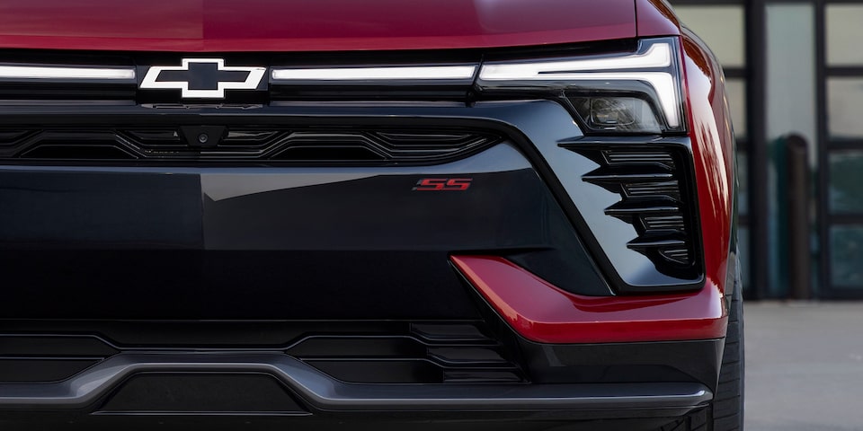 Vue avant de la calandre du Chevrolet Blazer EV 2024.