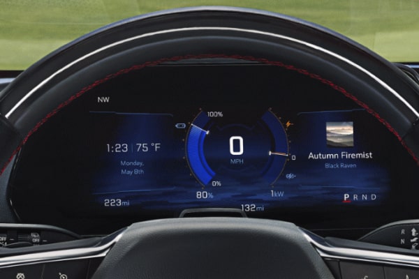 Front view of the display panel and steering wheel of the 2025 Chevrolet Blazer EV.