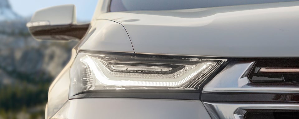 2021 Chevrolet Traverse headlamp.