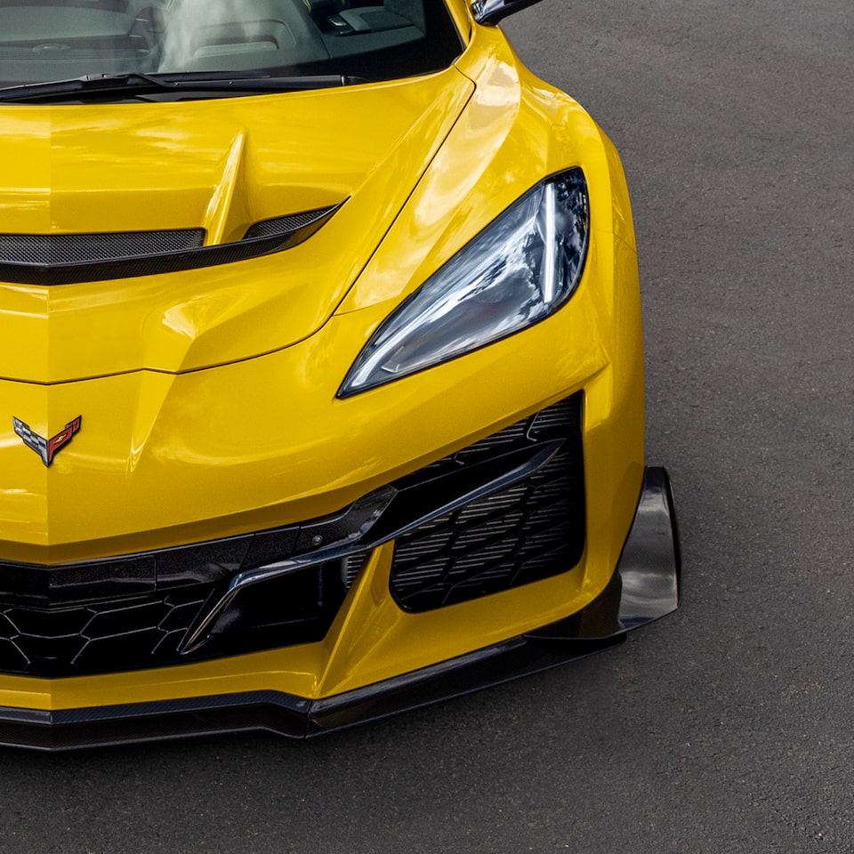 Vue avant de la Chevrolet Corvette ZR1 2025.